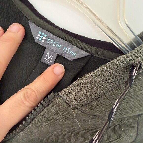 Title Nine 25th Hour Fleece Swacket Zip Up Relaxed Hoodie Women’s Sz M - Picture 3 of 3